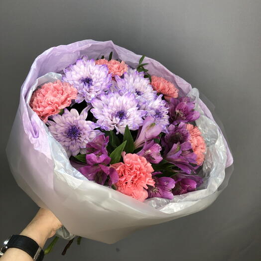 Авторский букет с диантусами,альстромериями,хризантемой🌸☘️