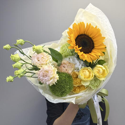 Авторский букет с подсолнухам 🌼