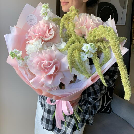 Букет «Гармония» с французскими розами, гортензией, амарантом💗🌿