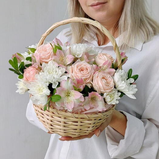 Корзина комплимент/альстромерия/кустовые розы/хризантемы куст/Цветы Чишмы/Цветы в Чишмах/Доставка цветов Чишмы