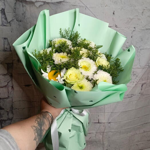 Букет с белой астрой и розой 🌹