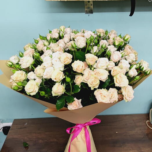 15 Spray Roses
