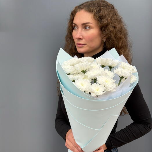 Мини букет из хризантемы