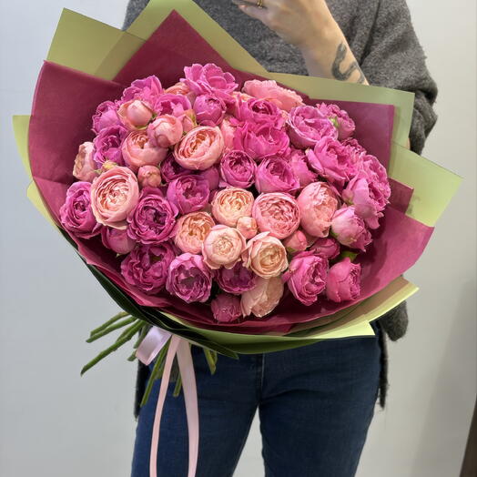 Букет из 15 кустовых роз
