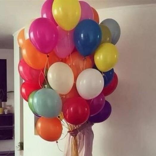 25 разноцветных шаров