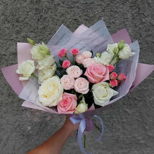 Peony-shaped roses and zustoma