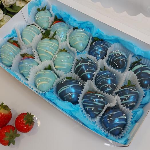 Chocolate-covered strawberries "You are my cosmos" 18 pcs