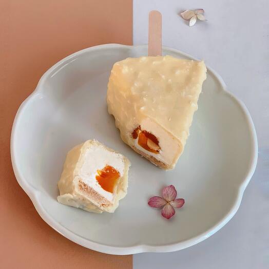 Tarta de queso en un palo De mango-Maracuyá