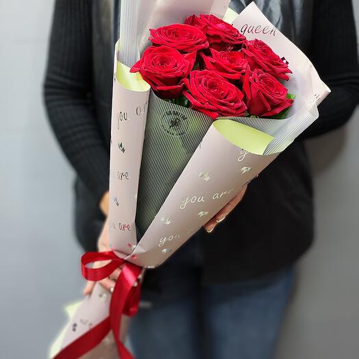 7 rosas rojas