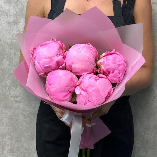 5 peonies