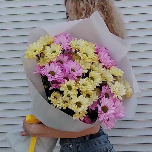 Большой букет ромашек