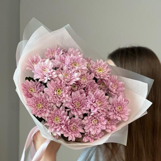Delicate bouquet of bush chrysanthemum 🩷