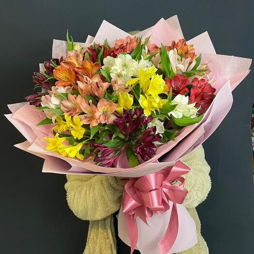 Букет из Альстромерии