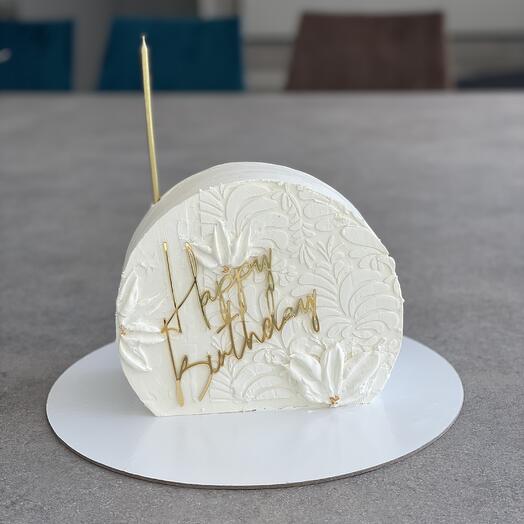 Вертикальный торт для девушки "Happy birthday"