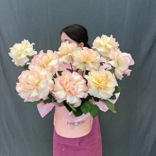 Цветы в коробке