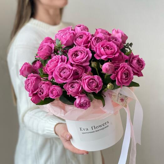 Пионовидные розы в коробке💕