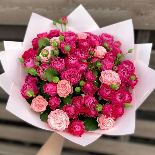 Ramo de 23 rosas de peonía arbustiva