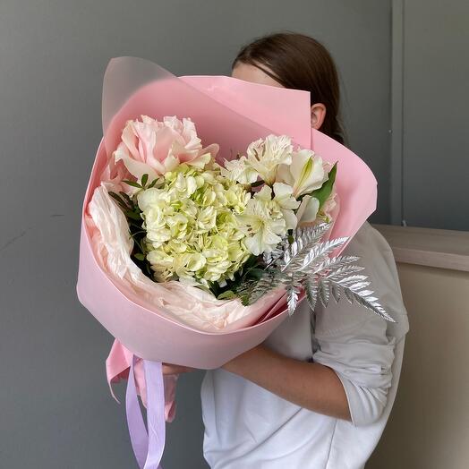 Розовый фламинго