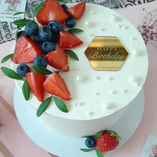 Торт 1кг с ягодой HAPPY Birthday