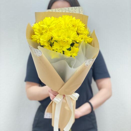 Bouquet of 3 yellow chrysanthemums
