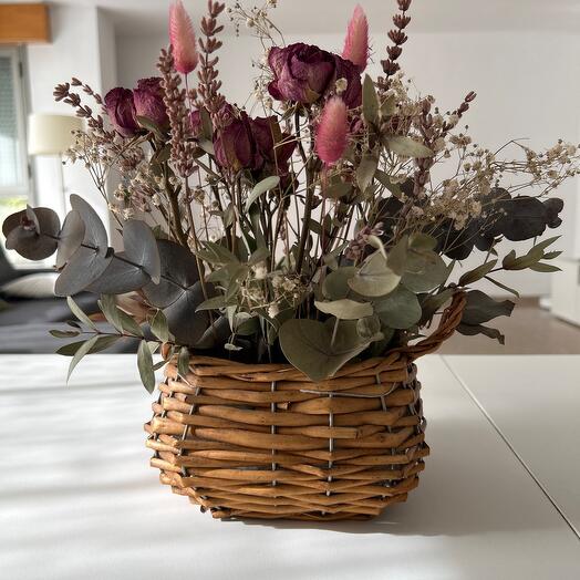 Cesta con flores Purpura