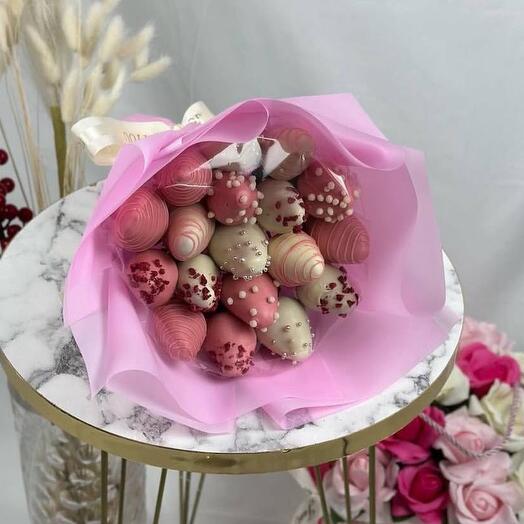 Букет из клубники в шоколаде 18 шт *Нежность*