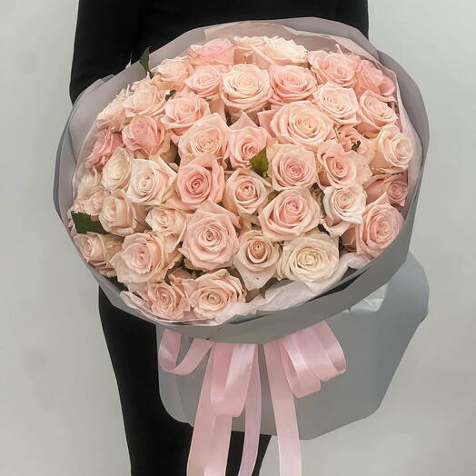 PALOMA ROYALE PINK ROSES IN A BQT