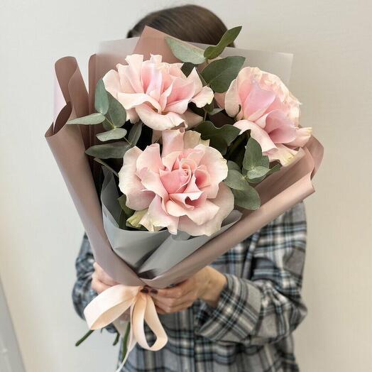 Ramo "Hermosa desconocida" con rosas francesas 🤍