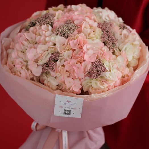 Bouquet - "First Kiss"