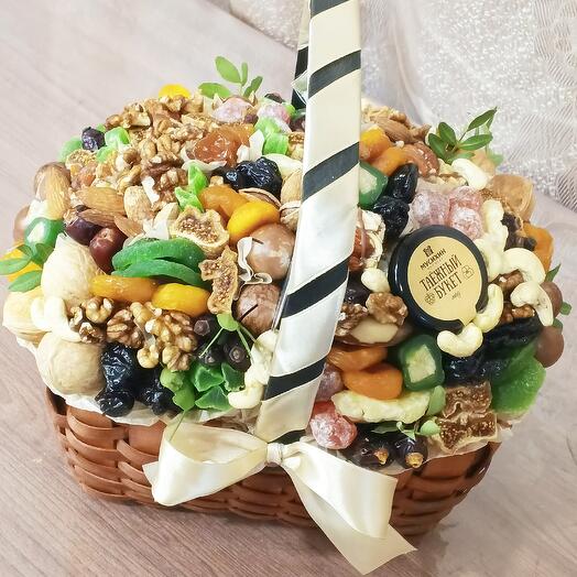 Ореховая корзина