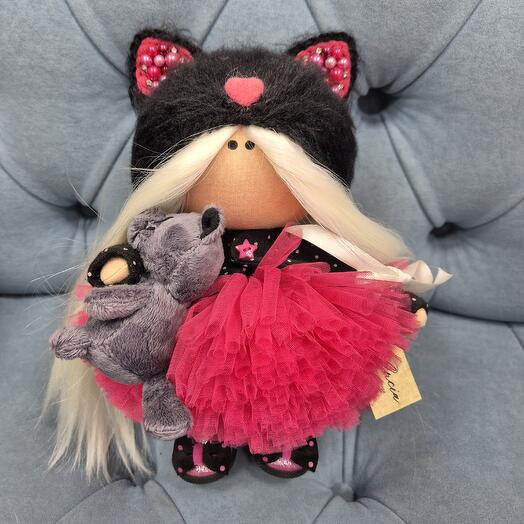 Куколка котик