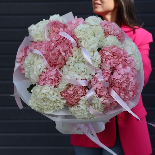 Вау букет из гортензии