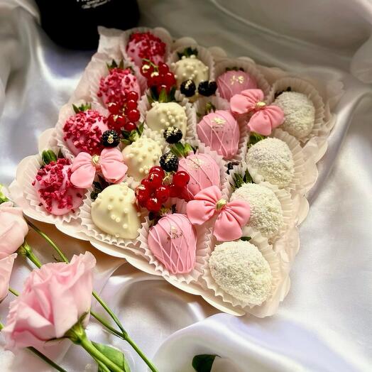 Клубника в шоколаде 16 шт