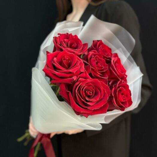 Моно классика 7 бордовых роз