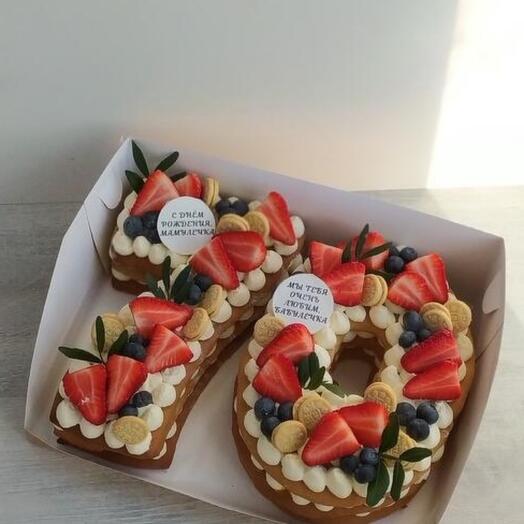 Медовый торт цифра, 2.5 кг. Медовик