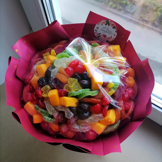 Букет из сухофруктов "Яркая фантазия"