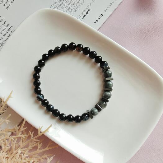 Браслет из кошачьего глаза