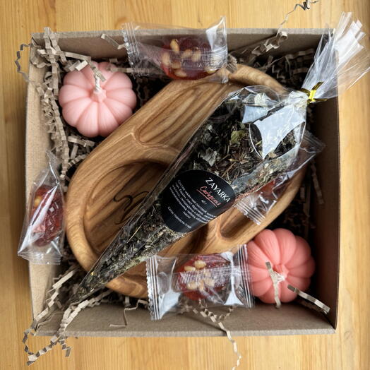 Вкусный подарочный набор «Осень должна быть уютной»