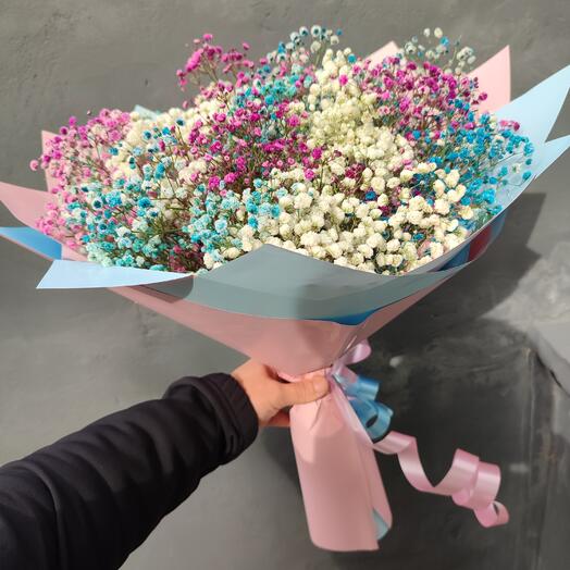 Букет из гипсофилы цветной