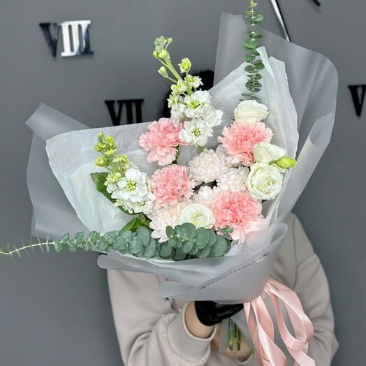 Авторский сборный букет с маттиолой, и диантусами 💕