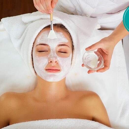 Подарочный сертификат на программу ухода для лица:  Чистка и пилинг по типу кожи