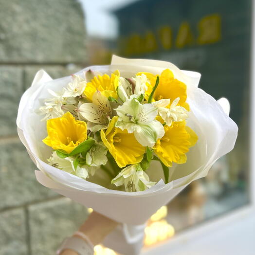 Нежный букет из Нарциссов💛