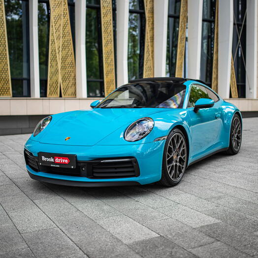 Подарочный сертификат «Аренда автомобиля Porsche 911 Carrera 4S» (1 сутки, 1 человек)