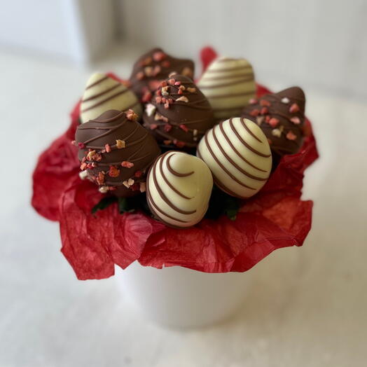 Мини клубничная композиция 🍓