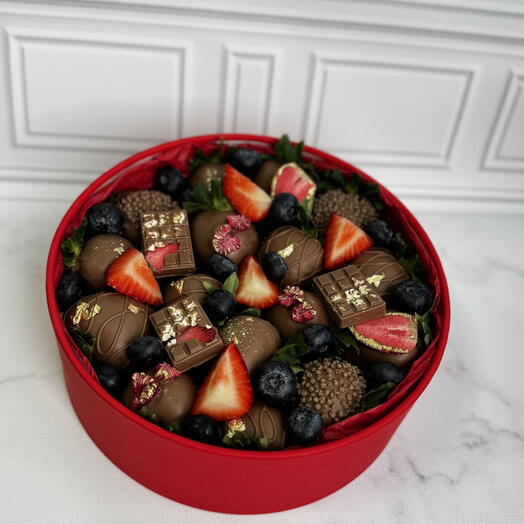 Клубника в шоколаде 🍓