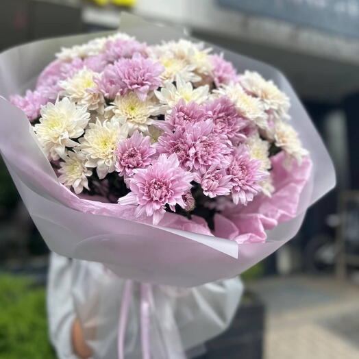 Chrysanthemum love bouquet - 7 stems of spray flowers