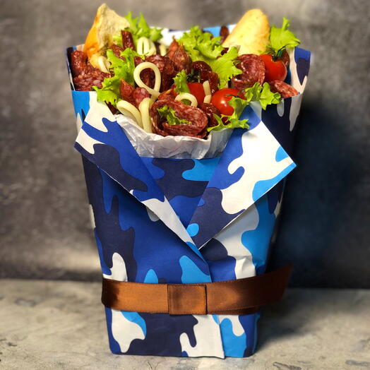 Мужской закусочный букет (конверт) в камуфляже