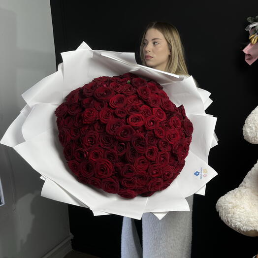 Букет из 101 красной розы