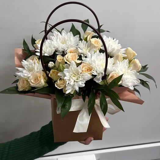 Цветы в коробке Свежесть дня