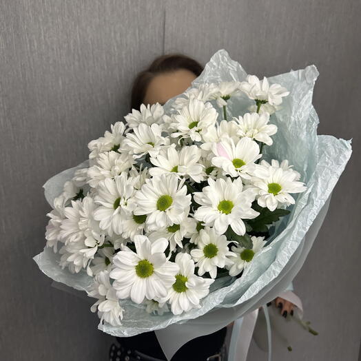 Букет из 5 кустовых ромашковых хризантем